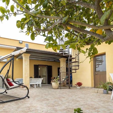 Casa Vacanze Nonna Tuzza Marsala Exterior foto