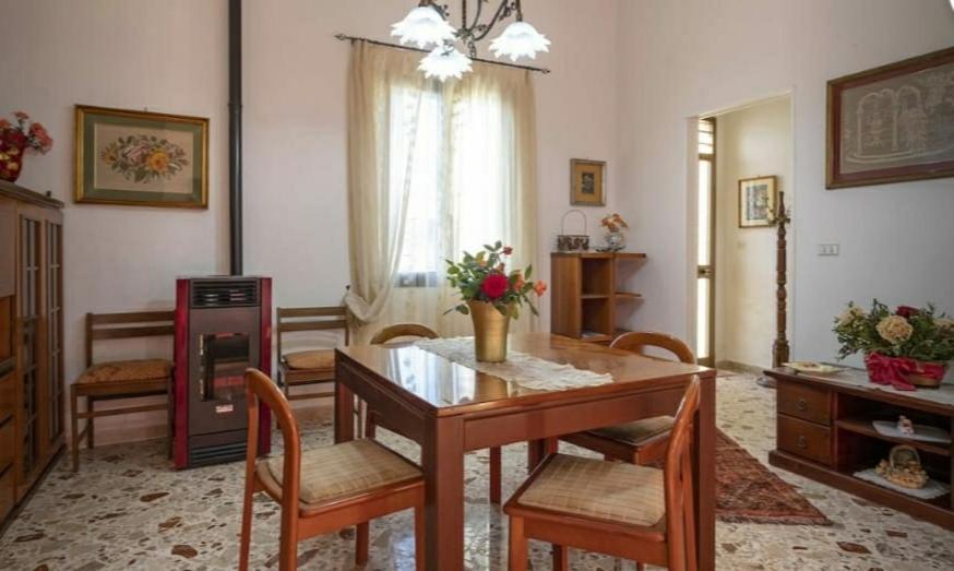 Casa Vacanze Nonna Tuzza Marsala Exterior foto