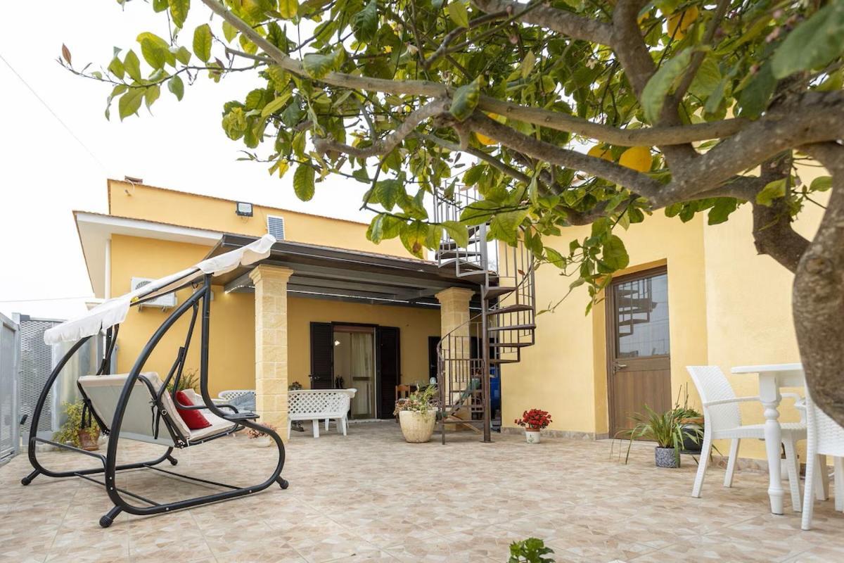 Casa Vacanze Nonna Tuzza Marsala Exterior foto